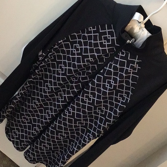 Golf pullover NWOT - Picture 3 of 5